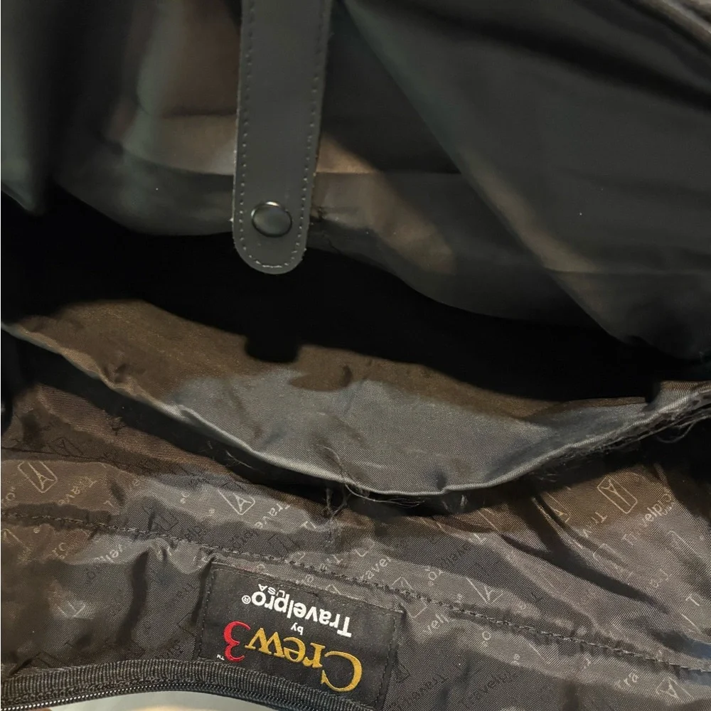 Crew 3 by Travelpro USA Black Carry-On Luggage Shoulder Bag (Good Condition)